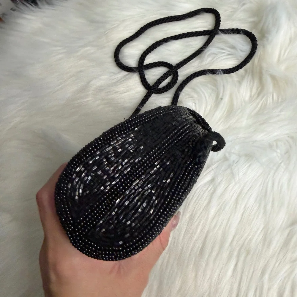 Vintage -‎ Black Beaded Small Purse with Lipstick Holder